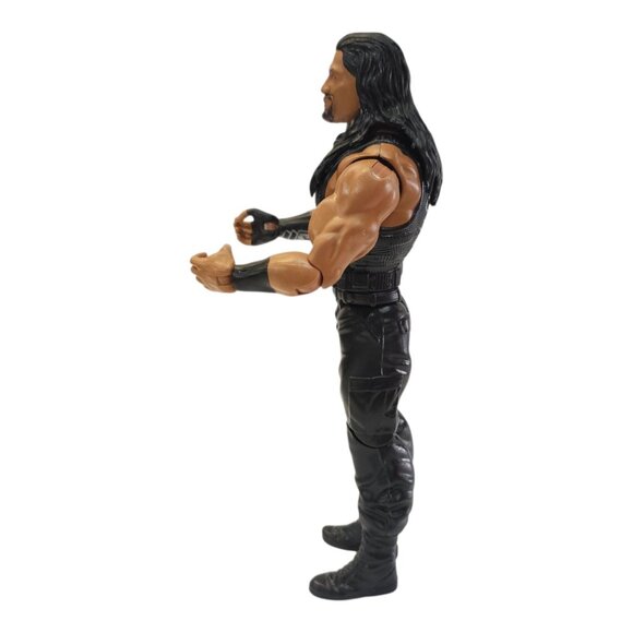 WWE Roman Reigns Action Figure Wrestling 7" Wrestler Shield Chest 2017 Mattel - Picture 5 of 11